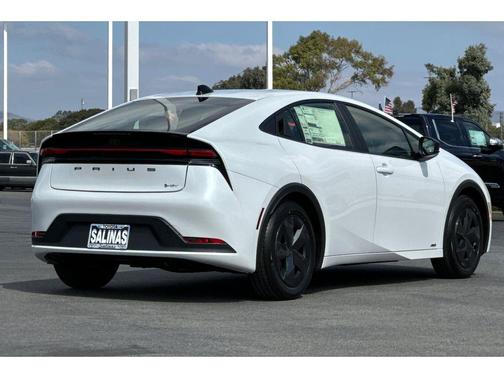 2026 Toyota Prius LE