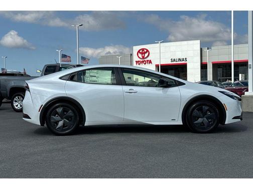 2026 Toyota Prius LE