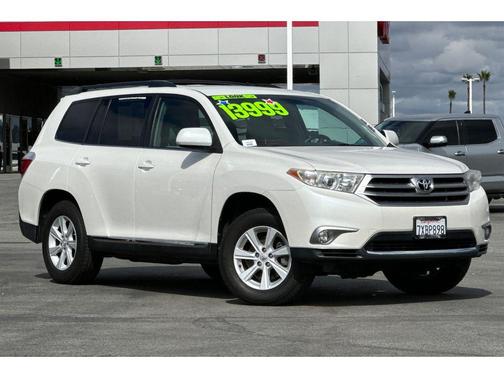 2013 Toyota Highlander SE