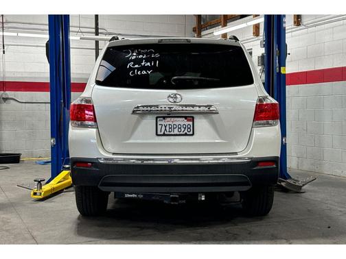 2013 Toyota Highlander SE