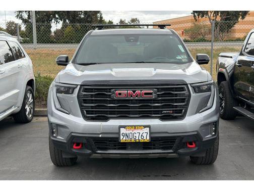 Sterling Metallic 2024 GMC Acadia AWD AT4