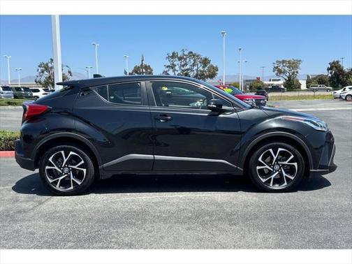 2021 Toyota C-HR XLE