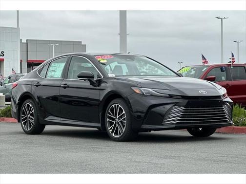 2025 Toyota Camry XLE