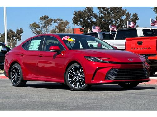 2025 Toyota Camry XLE