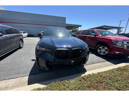 2024 BMW X5 M60i