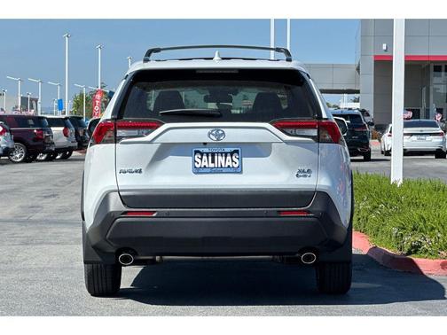 2025 Toyota RAV4 Hybrid XLE Premium