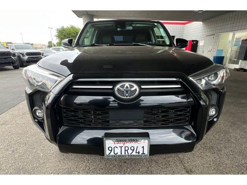 Midnight Black Metallic 2022 Toyota 4Runner SR5 Premium