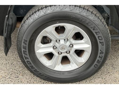 Midnight Black Metallic 2022 Toyota 4Runner SR5 Premium