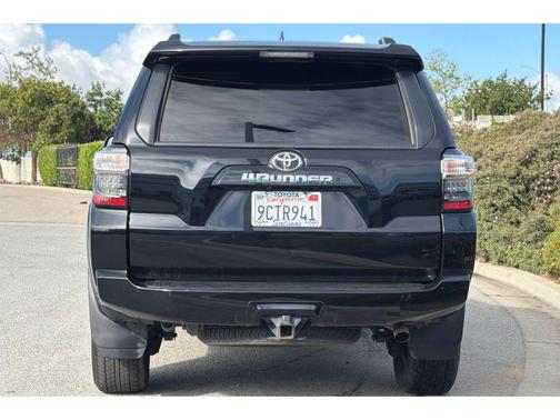 Midnight Black Metallic 2022 Toyota 4Runner SR5 Premium