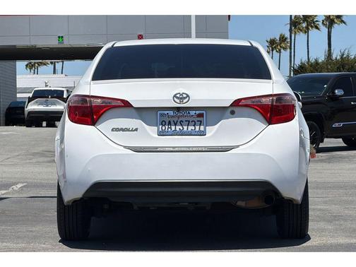 Super White 2017 Toyota Corolla L
