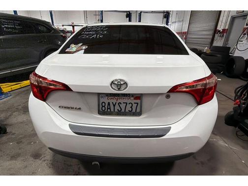 Super White 2017 Toyota Corolla L