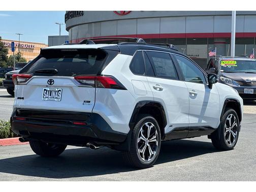 2025 Toyota RAV4 Hybrid SE