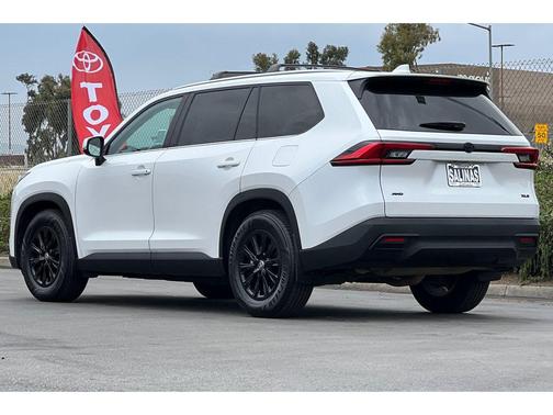 Wind Chill Pearl 2024 Toyota Grand Highlander XLE