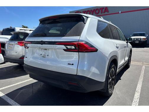 Wind Chill Pearl 2024 Toyota Grand Highlander XLE