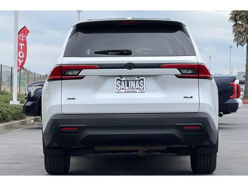 Wind Chill Pearl 2024 Toyota Grand Highlander XLE