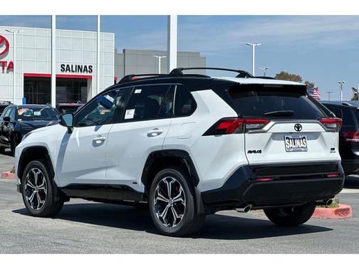 2025 Toyota RAV4 Hybrid SE