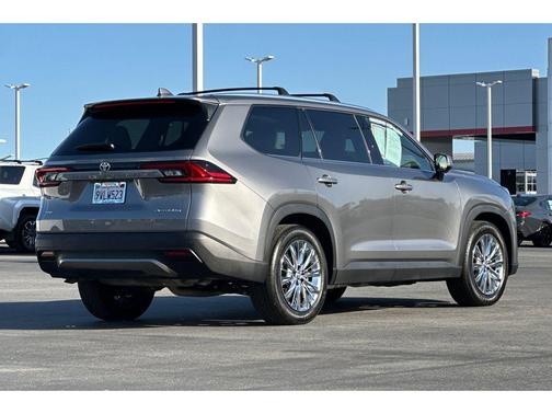 Heavy Metal 2025 Toyota Grand Highlander Platinum