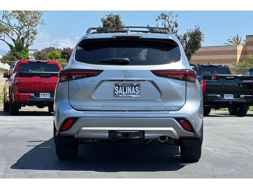 2025 Toyota Highlander Platinum