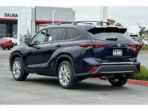 2025 Toyota Highlander Hybrid Limited