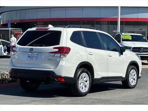 2022 Subaru Forester Base