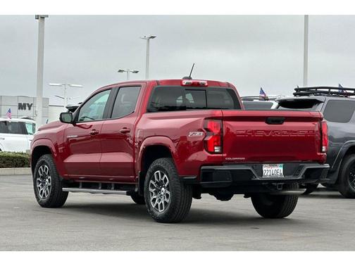 Radiant Red Tintcoat 2025 Chevrolet Colorado Z71