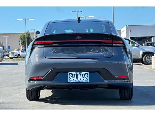 2024 Toyota Prius XLE