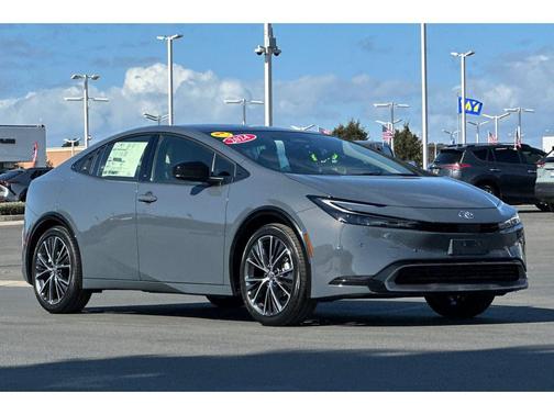 2024 Toyota Prius XLE