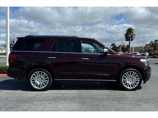 2024 Ford Expedition Platinum