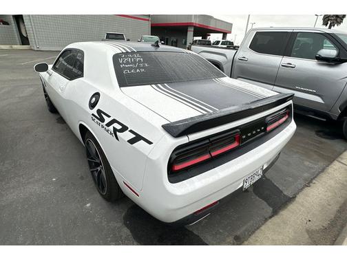 Bright White Clearcoat 2016 Dodge Challenger R/T Scat Pack