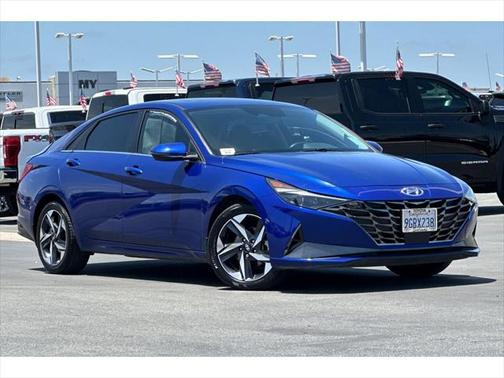 2023 Hyundai ELANTRA Limited
