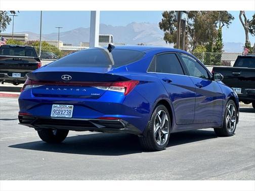 2023 Hyundai ELANTRA Limited