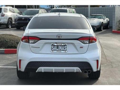 Super White 2021 Toyota Corolla SE