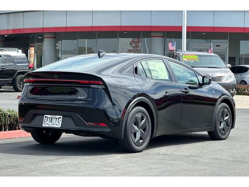 2026 Toyota Prius LE