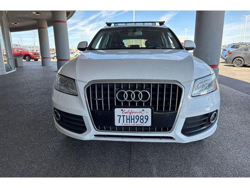 Ibis White 2016 Audi Q5 2.0T Premium Plus