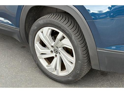 Tourmaline Blue Metallic 2021 Volkswagen Atlas 3.6L SE w/Technology