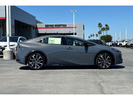 2026 Toyota Prius Plug-In Hybrid XSE