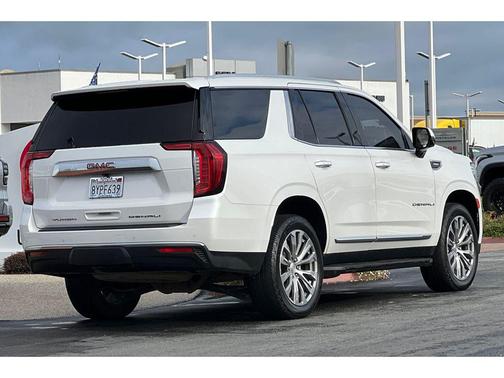 White Frost Tricoat 2021 GMC Yukon Denali