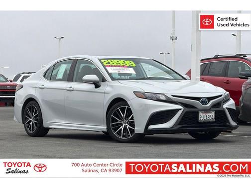 Ice Edge 2024 Toyota Camry Hybrid SE