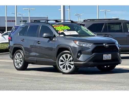 2021 Toyota RAV4 XLE Premium