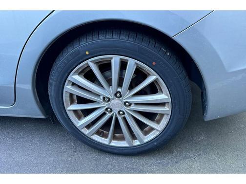 2013 Subaru Impreza 2.0i Limited