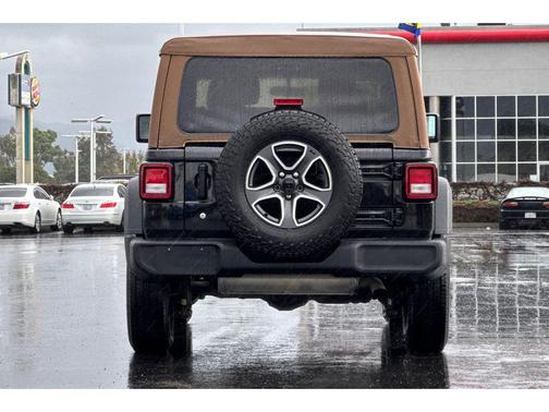 2020 Jeep Wrangler Black and Tan 4x4