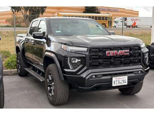 Onyx Black 2024 GMC Canyon Elevation