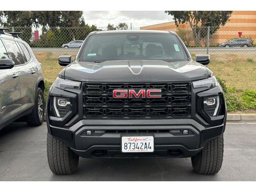 Onyx Black 2024 GMC Canyon Elevation