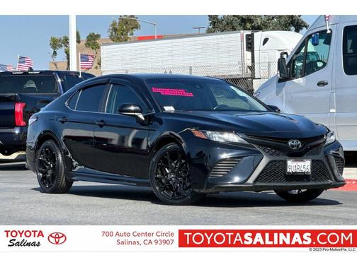 2020 Toyota Camry SE