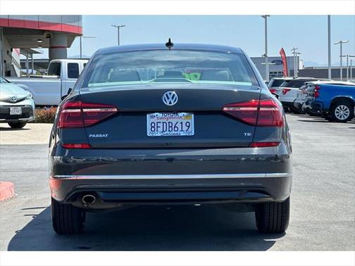 2018 Volkswagen Passat 2.0T S