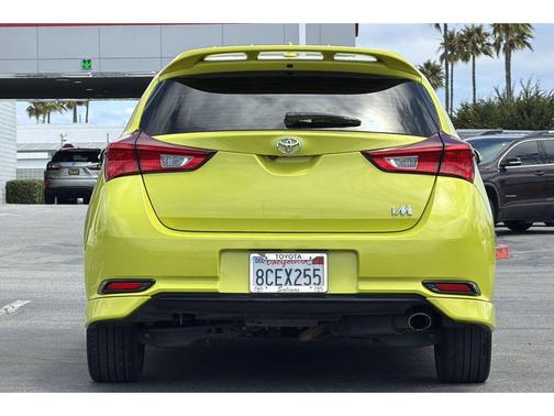 Spring Green 2018 Toyota Corolla iM Base