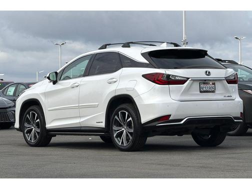 Eminent White Pearl 2022 Lexus RX 450h Base