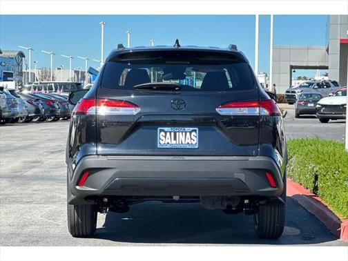 2025 Toyota Corolla Cross LE