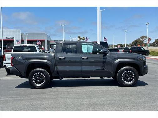 2025 Toyota Tacoma TRD Off Road