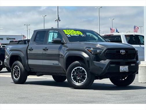 2025 Toyota Tacoma TRD Off Road
